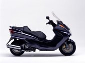 2001 Yamaha YP 250 Majesty / Majesty A photo